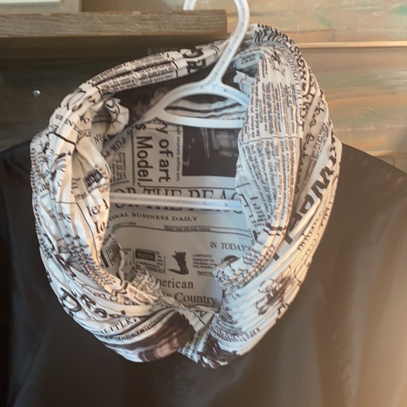 NWT REVERSABLE ladies coat!!! - Picture 3 of 5